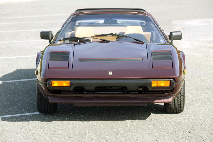  Ferrari 308 GTS Quattrovalvole 1982 года  (US) (фото 16 из 25)